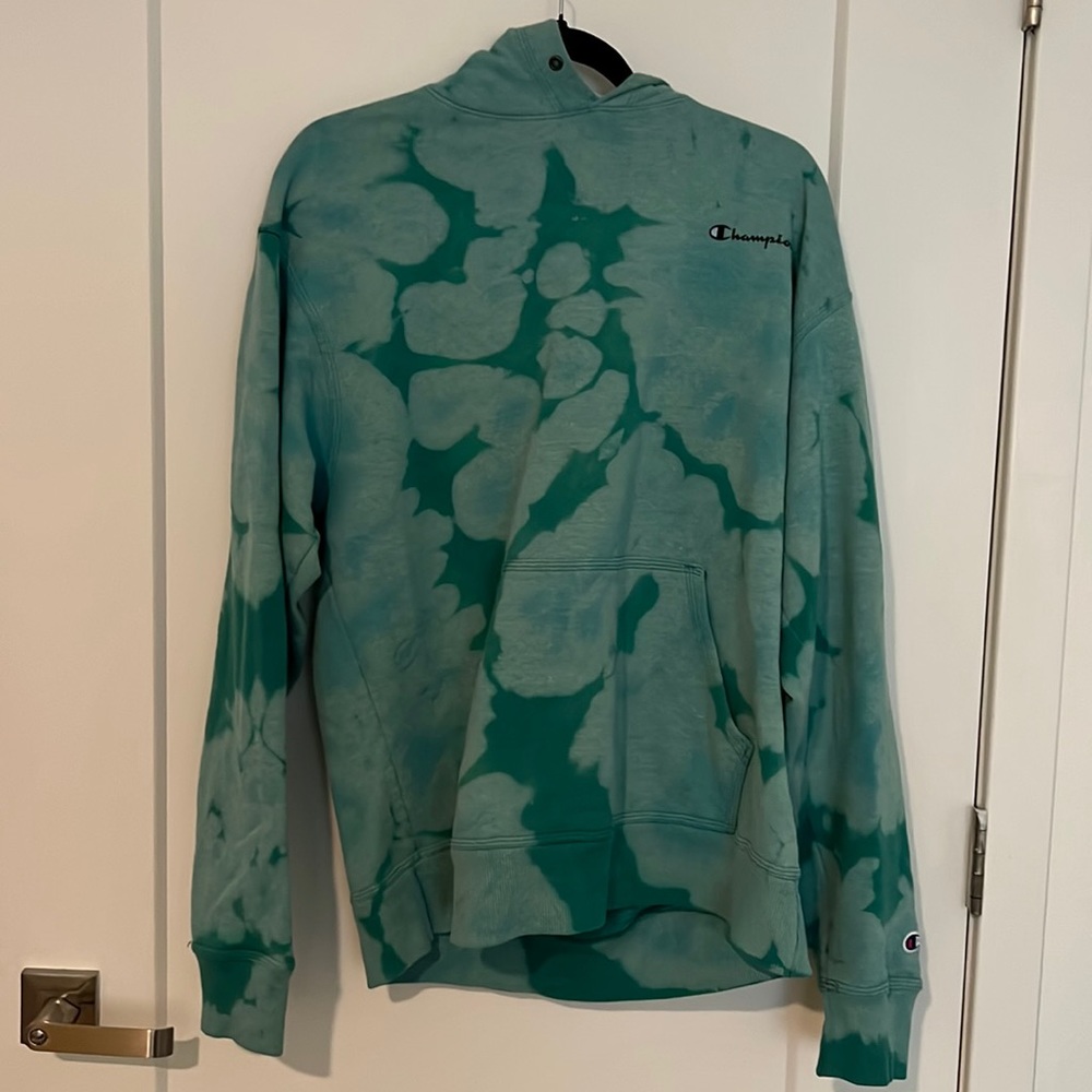 Unbound threads tie dye champion hoodie